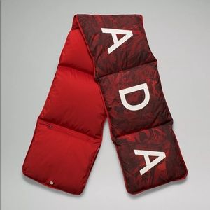 LULULEMON Team Canada Quilted Insulated Scarf